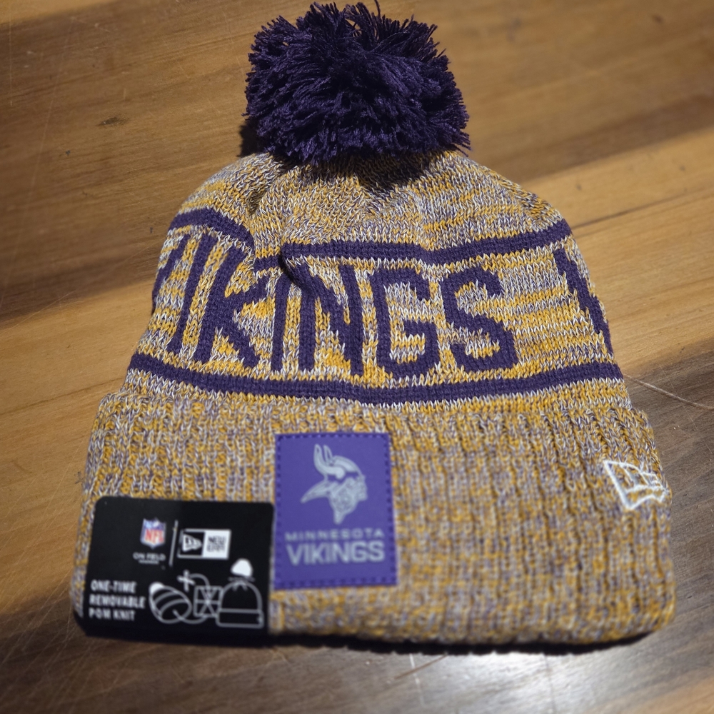 Minnesota Vikings New Era Knit Beanie - Purple and Gold
